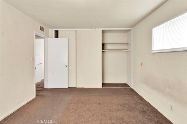 18190 Hiawatha Road, Apple Valley, CA 92307