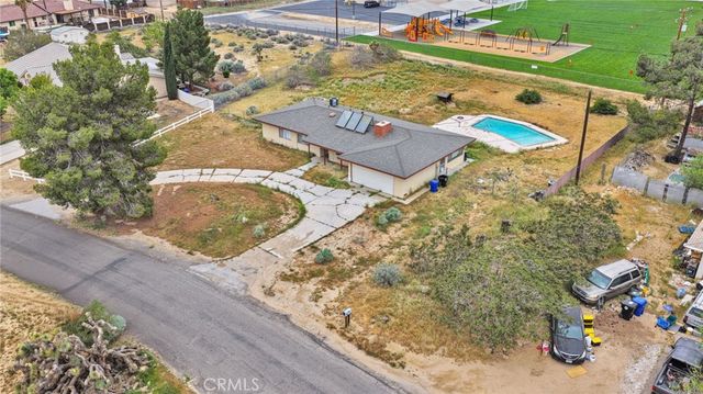 18190 Hiawatha Road, Apple Valley, CA 92307