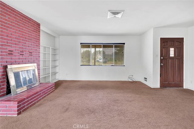 18190 Hiawatha Road, Apple Valley, CA 92307