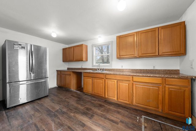 106 E 5th St Street, Egan, SD 57024