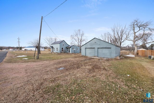 106 E 5th St Street, Egan, SD 57024