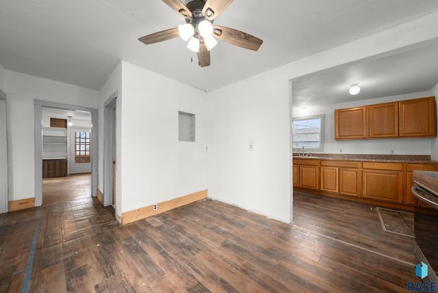 106 E 5th St Street, Egan, SD 57024