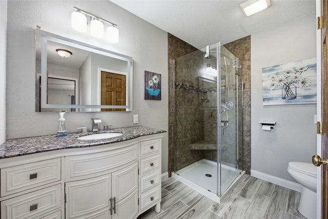1520 Ranmar Court, Ely, IA 52227