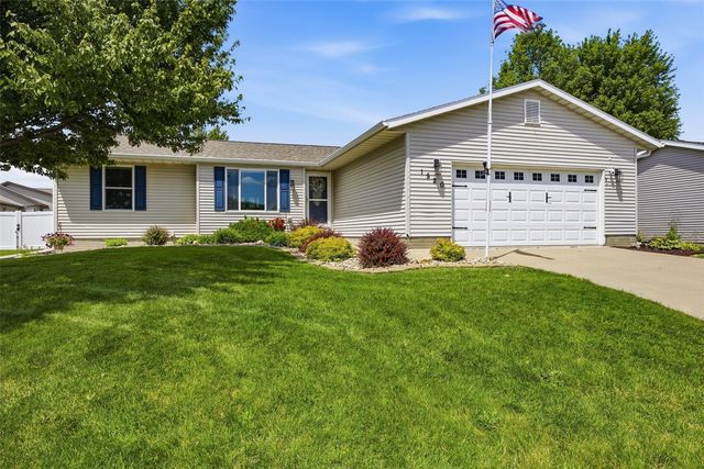 1520 Ranmar Court, Ely, IA 52227