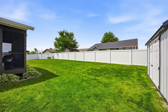 1520 Ranmar Court, Ely, IA 52227
