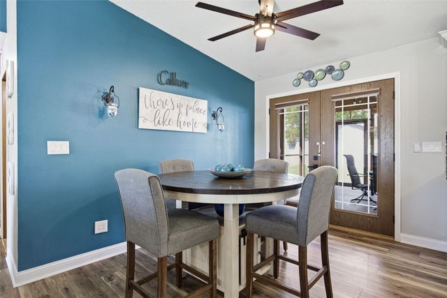 1520 Ranmar Court, Ely, IA 52227
