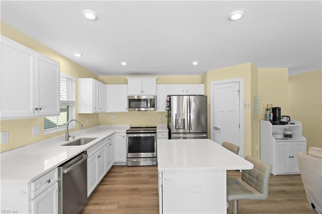 6964 Motley Landing DR, Gloucester, VA 23061