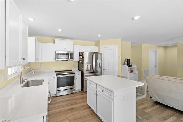 6964 Motley Landing DR, Gloucester, VA 23061