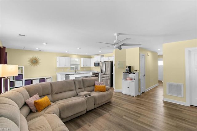 6964 Motley Landing DR, Gloucester, VA 23061