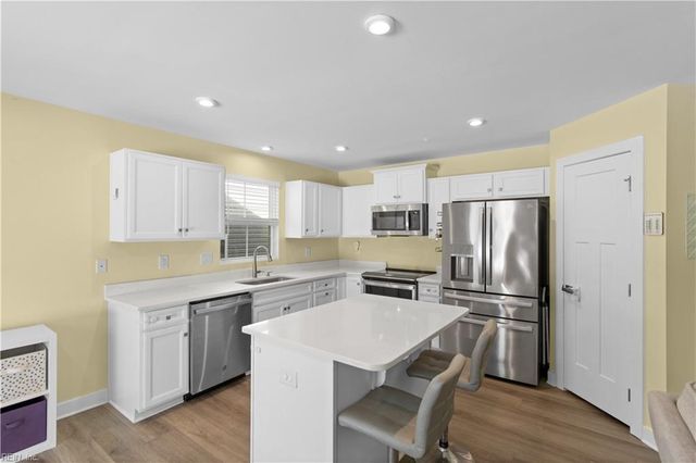 6964 Motley Landing DR, Gloucester, VA 23061