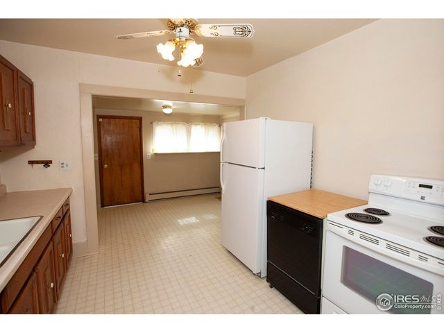 323 Cleveland St, Sterling, CO 80751