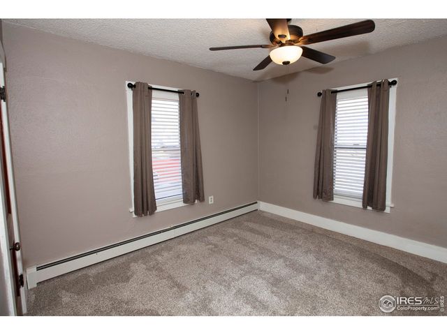 323 Cleveland St, Sterling, CO 80751