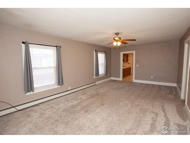 323 Cleveland St, Sterling, CO 80751