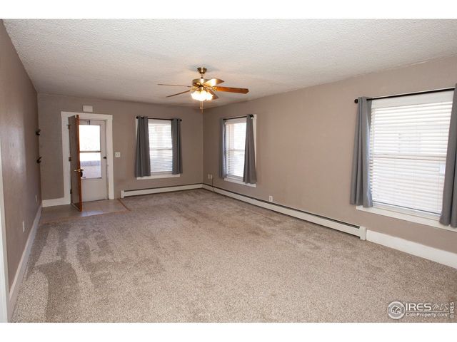 323 Cleveland St, Sterling, CO 80751