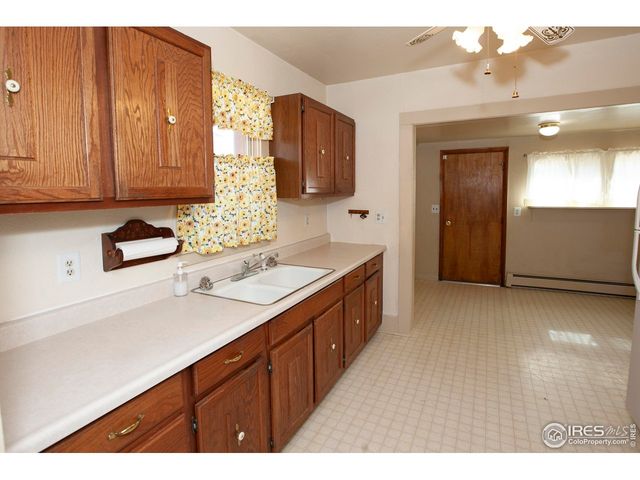 323 Cleveland St, Sterling, CO 80751