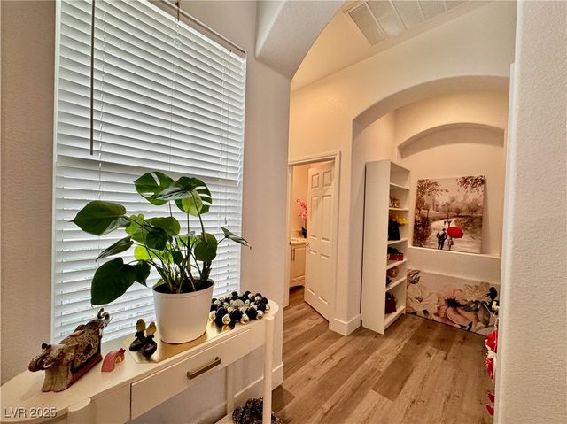 5422 Nestled Moon Court, Las Vegas, NV 89131