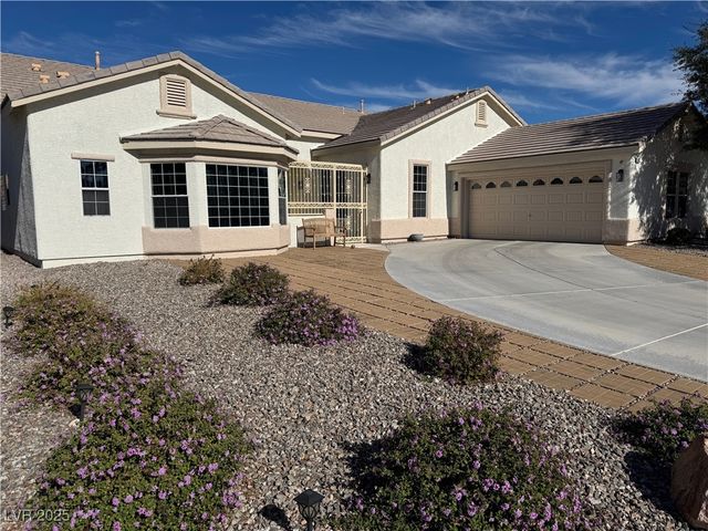 5422 Nestled Moon Court, Las Vegas, NV 89131