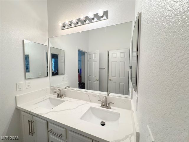 5422 Nestled Moon Court, Las Vegas, NV 89131