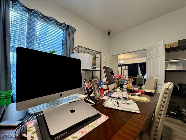 5422 Nestled Moon Court, Las Vegas, NV 89131