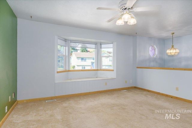 1036 Camas Ln, Pocatello, ID 83204