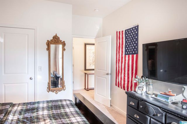 1069 INVERNESS COVE WAY, Birmingham, AL 35242