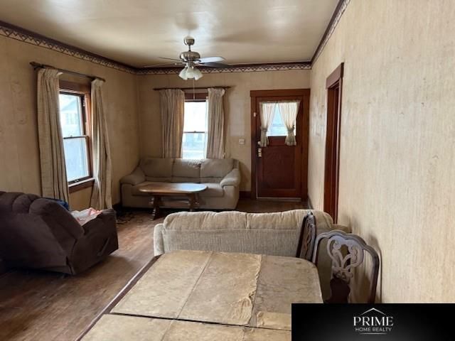 4412 Cass Street, Omaha, NE 68131