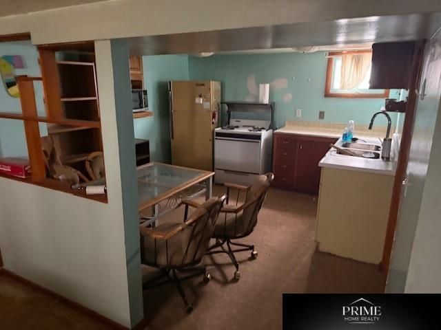 4412 Cass Street, Omaha, NE 68131