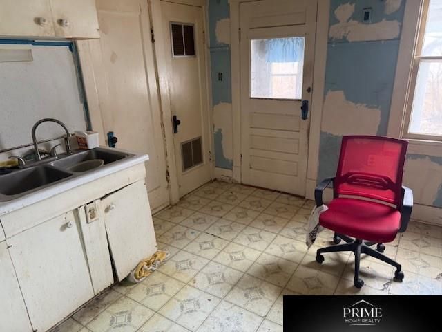 4412 Cass Street, Omaha, NE 68131