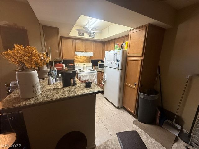 1455 East Katie Avenue L23, Las Vegas, NV 89119