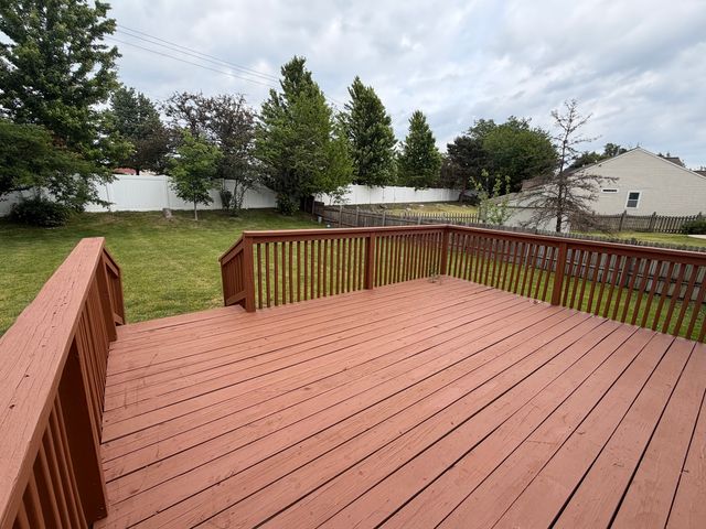 2354 Nantucket Lane, Elgin, IL 60123