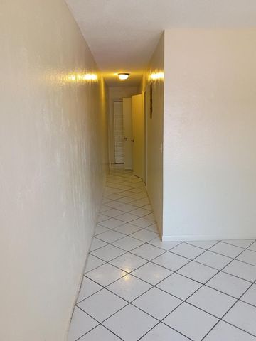 2961 NW 43rd Terrace 1-3, Lauderdale Lakes, FL 33313