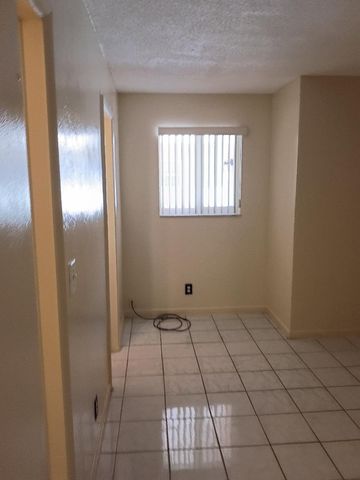 2961 NW 43rd Terrace 1-3, Lauderdale Lakes, FL 33313