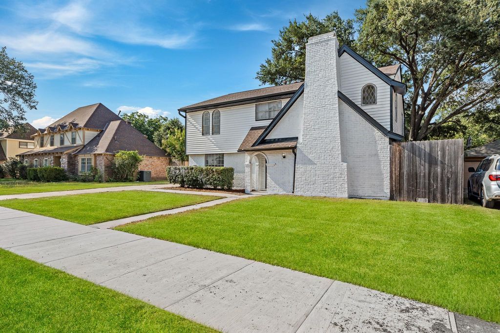 15802 Seattle Street, Jersey Village, TX 77040