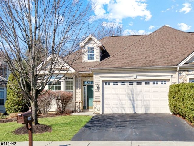 559 Edward St, Lopatcong Twp., NJ 08865