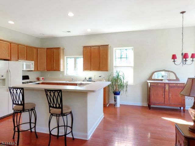 559 Edward St, Lopatcong Twp., NJ 08865