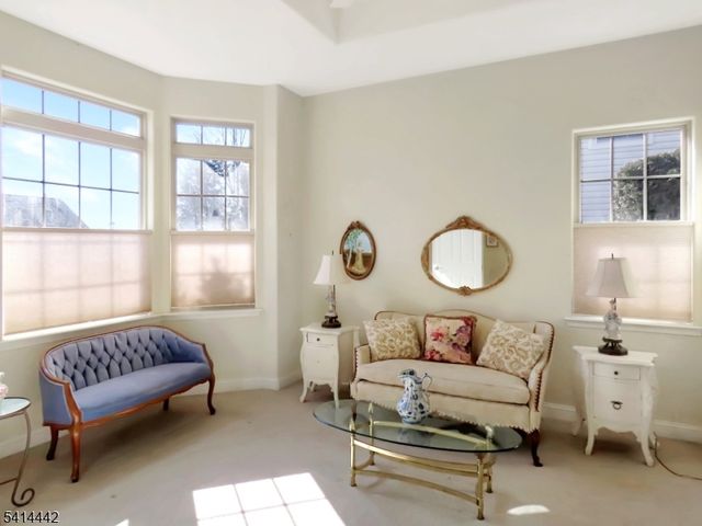 559 Edward St, Lopatcong Twp., NJ 08865