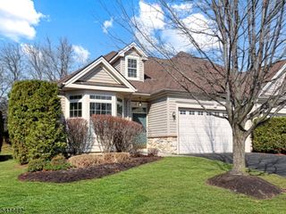 559 Edward St, Lopatcong Twp., NJ 08865