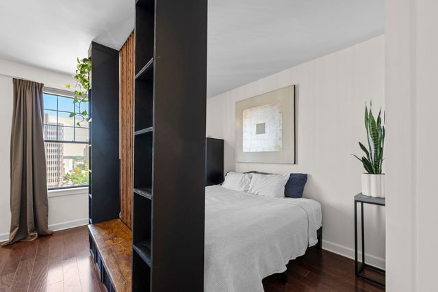 109 N Main St Apt 808, Memphis, TN 38103