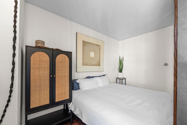 109 N Main St Apt 808, Memphis, TN 38103