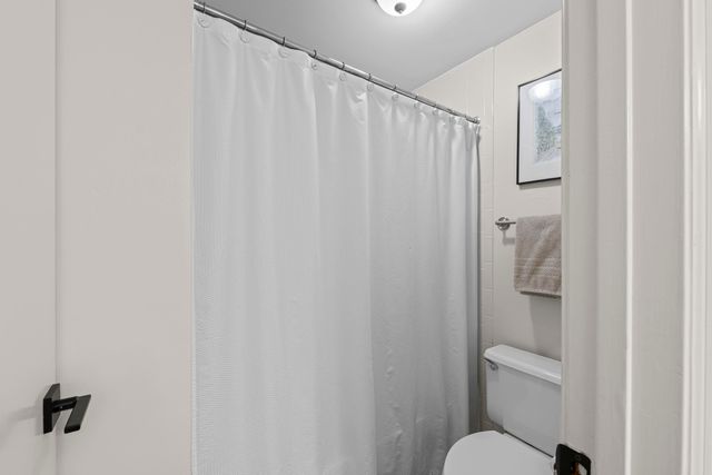 109 N Main St Apt 808, Memphis, TN 38103