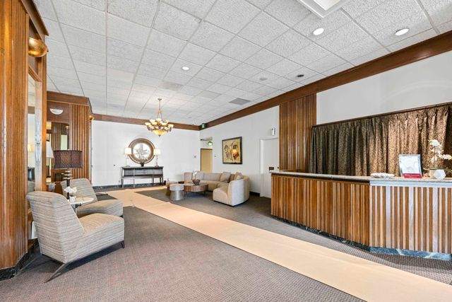 109 N Main St Apt 808, Memphis, TN 38103