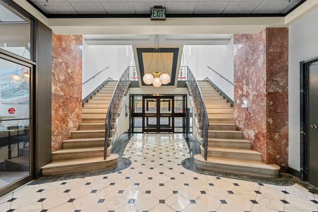 109 N Main St Apt 808, Memphis, TN 38103