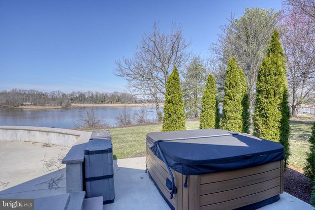 1895 WINDSWEPT CIR, Dover, DE 19901