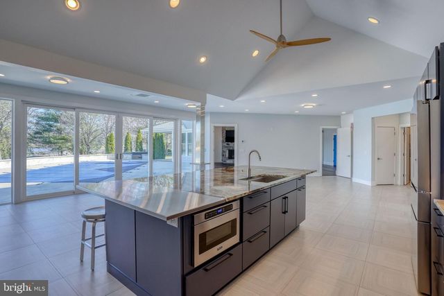 1895 WINDSWEPT CIR, Dover, DE 19901