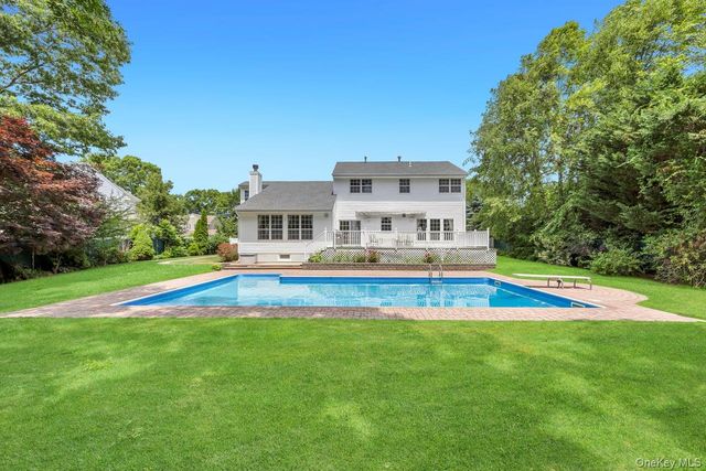 6 Hancock Court, South Setauket, NY 11720