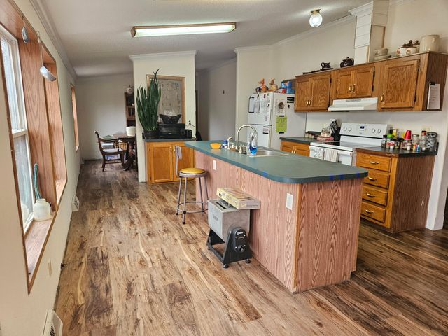 6163 Us Highway 60, Mountain View, MO 65548