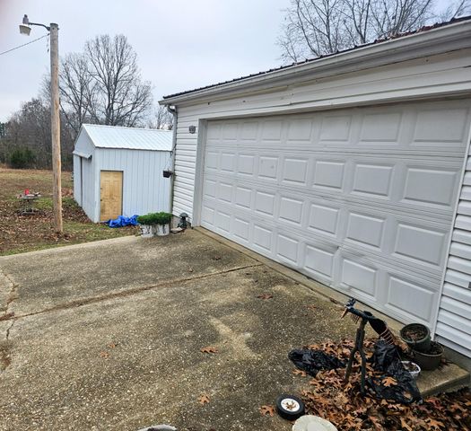 6163 Us Highway 60, Mountain View, MO 65548