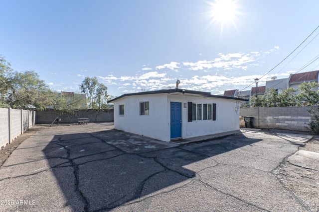 1713 N 31ST Place, Phoenix, AZ 85008