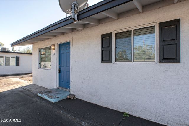 1713 N 31ST Place, Phoenix, AZ 85008