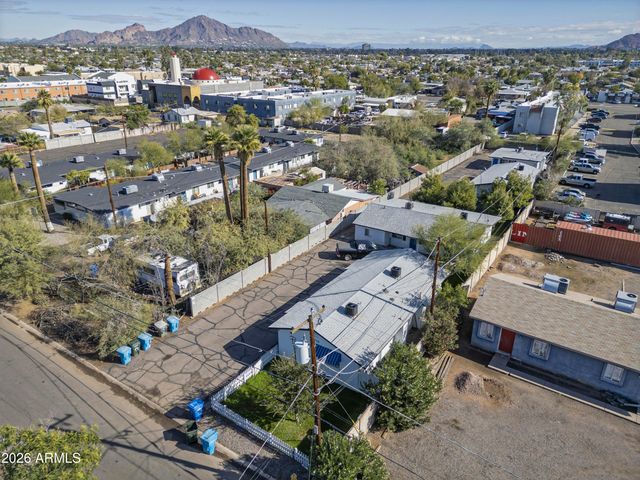 1713 N 31ST Place, Phoenix, AZ 85008